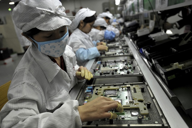 Tim Cook chuyển hướng sản xuất từ Trung Quốc sang Việt Nam: Tương lai của iPhone, iPad và Apple Watch - Ảnh 2.