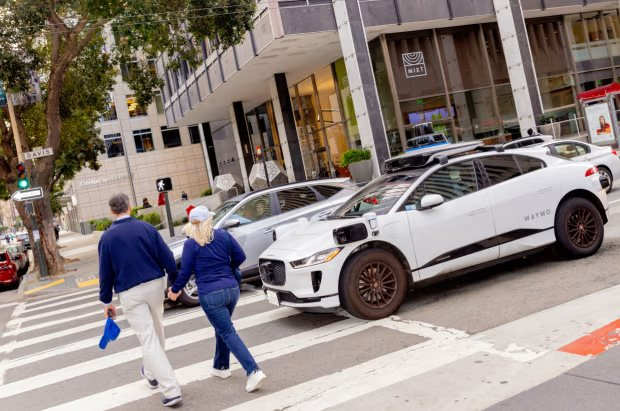 Cuộc Cách Mạng Robotaxi: Dự Án Tự Lái Của Google Đạt 10 Triệu Chuyến, Đánh Bại Tesla - Ảnh 4.