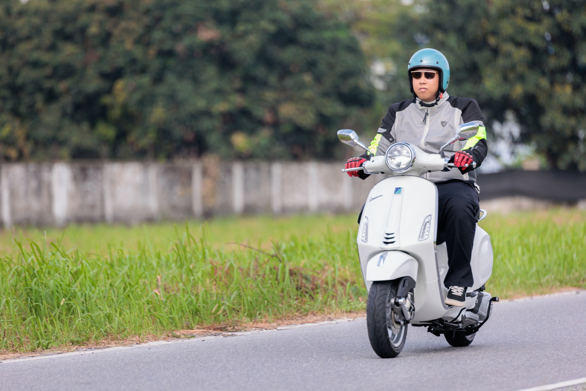 Ghé thăm nhà máy Piaggio top đầu thế giới, trải nghiệm xe: Vespa Primavera êm ái cho phái nữ, Sprint bốc mạnh cho người mê thể thao- Ảnh 16.