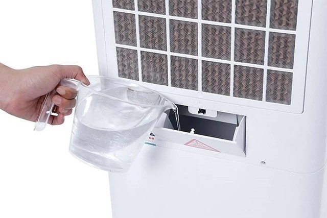 Nguy cơ viêm phổi từ quạt điều hòa- Ảnh 2.