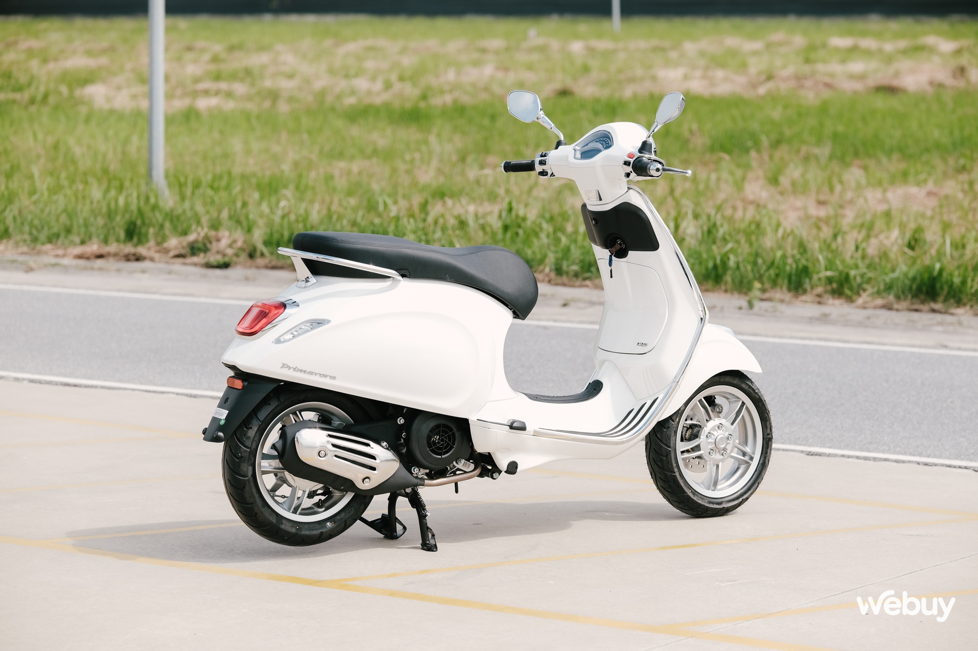 Ghé thăm nhà máy Piaggio top đầu thế giới, trải nghiệm xe: Vespa Primavera êm ái cho phái nữ, Sprint bốc mạnh cho người mê thể thao- Ảnh 11.