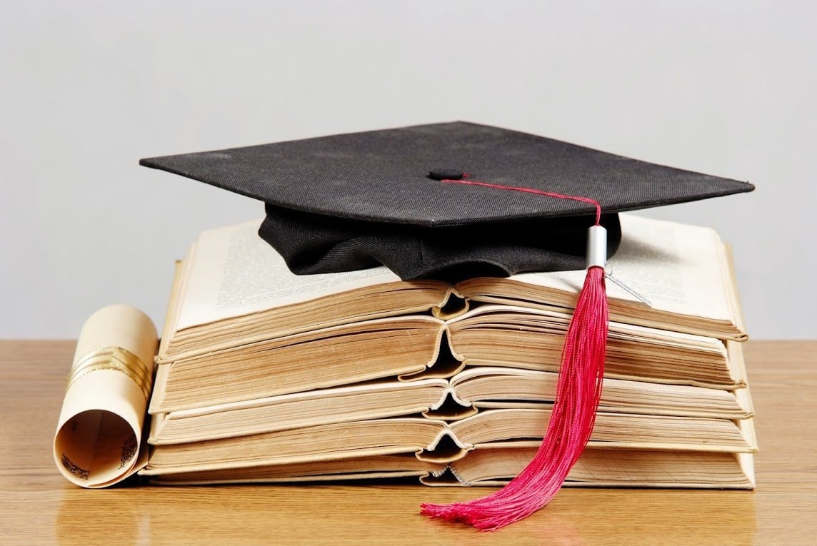 51% Gen Z cho rằng tấm bằng đại học đang mất giá: Liệu học đại học có còn cần thiết?- Ảnh 3.