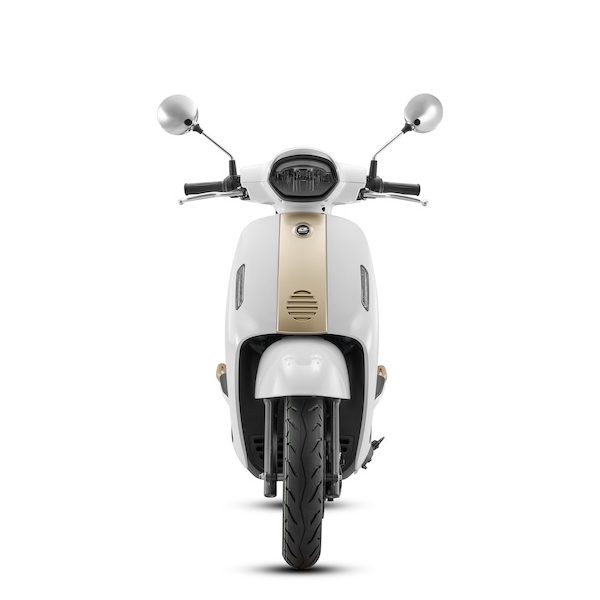Xe máy điện phong cách cổ điển: Quãng đường 105 km/lần sạc, có thể lắp thêm pin, giá 43 triệu đồng- Ảnh 3.