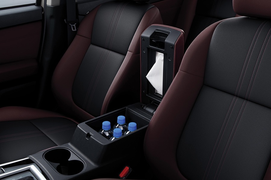 Mitsubishi Xpander 2025 ra mắt: Lưới tản nhiệt mới, màn hình to hơn, thêm túi khí, có camera 360, giá quy đổi khiến người Việt ao ước- Ảnh 24.