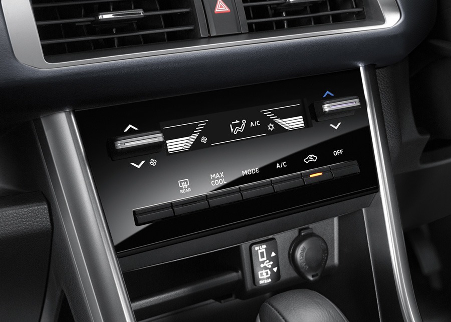 Mitsubishi Xpander 2025 ra mắt: Lưới tản nhiệt mới, màn hình to hơn, thêm túi khí, có camera 360, giá quy đổi khiến người Việt ao ước- Ảnh 19.